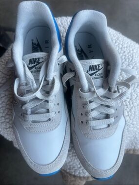 Nike White & Blue Golf Sneakers